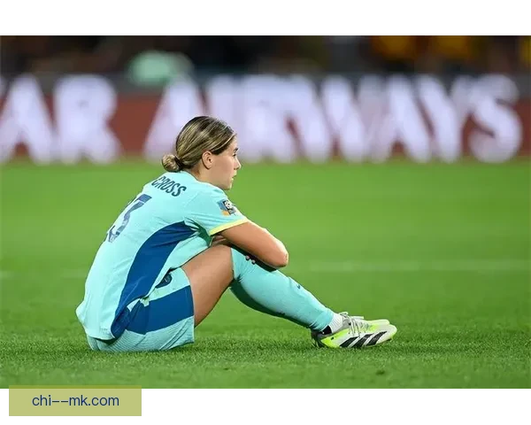 埃斯皮塔加拉塔萨雷女足门将精彩表现引领球队逆转胜利