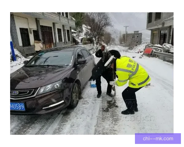 长春亚泰主场遭遇极端降雪紧急启动全力除雪预案